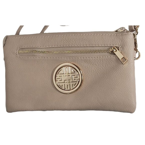 Unknown Handbags - Tan Clutch Purse with Gold Decal & Many Pockets OS